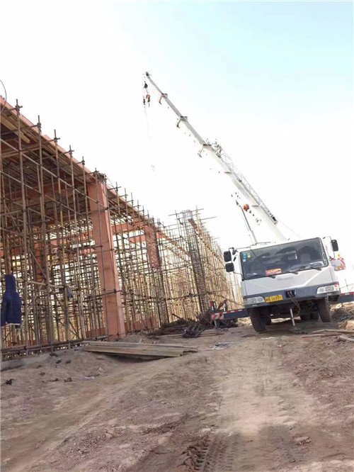 玄武区25 吨、50 吨吊车怎么选？多大重量 / 半径适合对应车型？