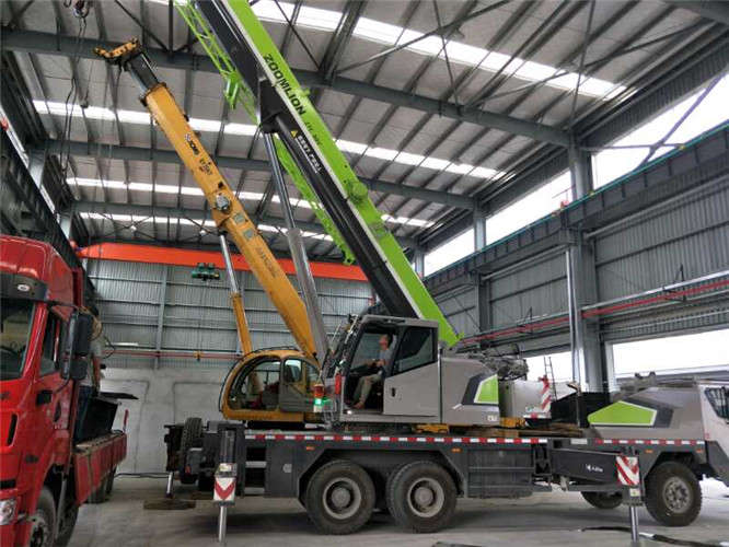 玄武区高空车出租需要注意哪些安全事项？